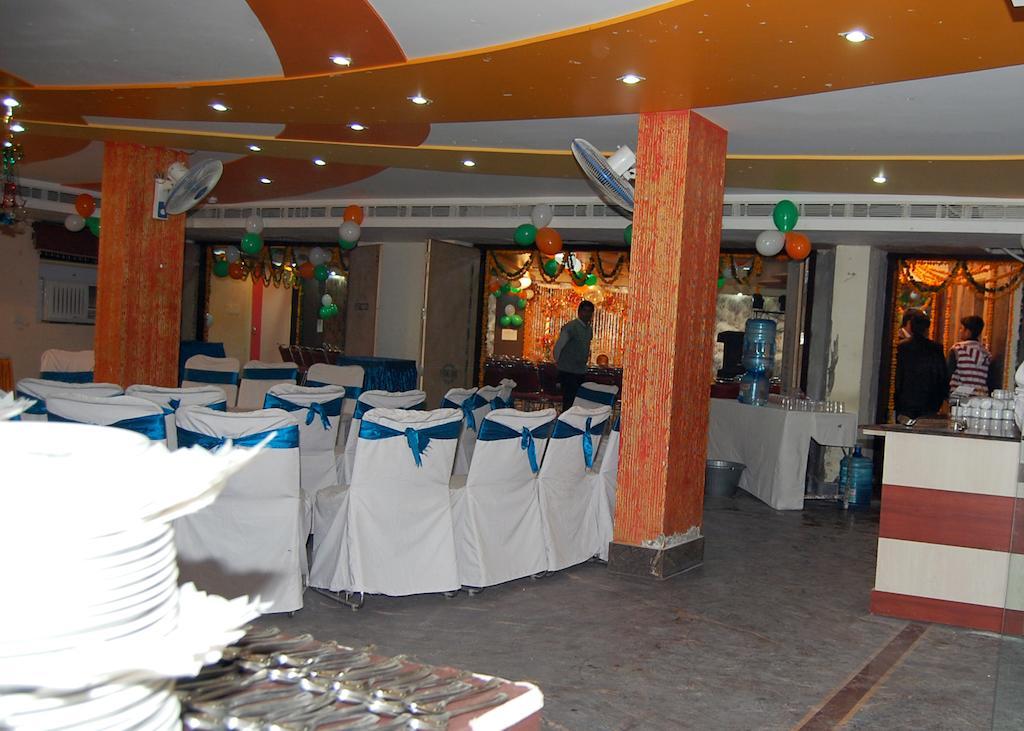 Hotel Moti Palace Agra  Ngoại thất bức ảnh